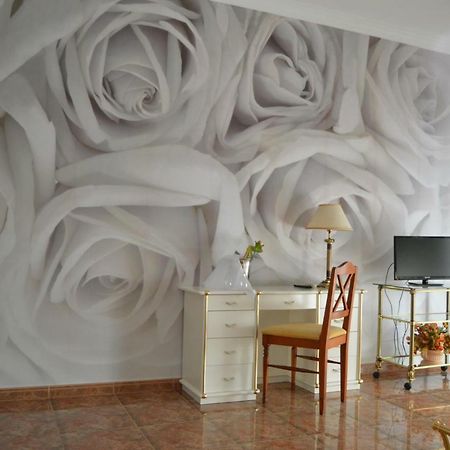 Hotel Poniente Moraleda De Zafayona Luaran gambar