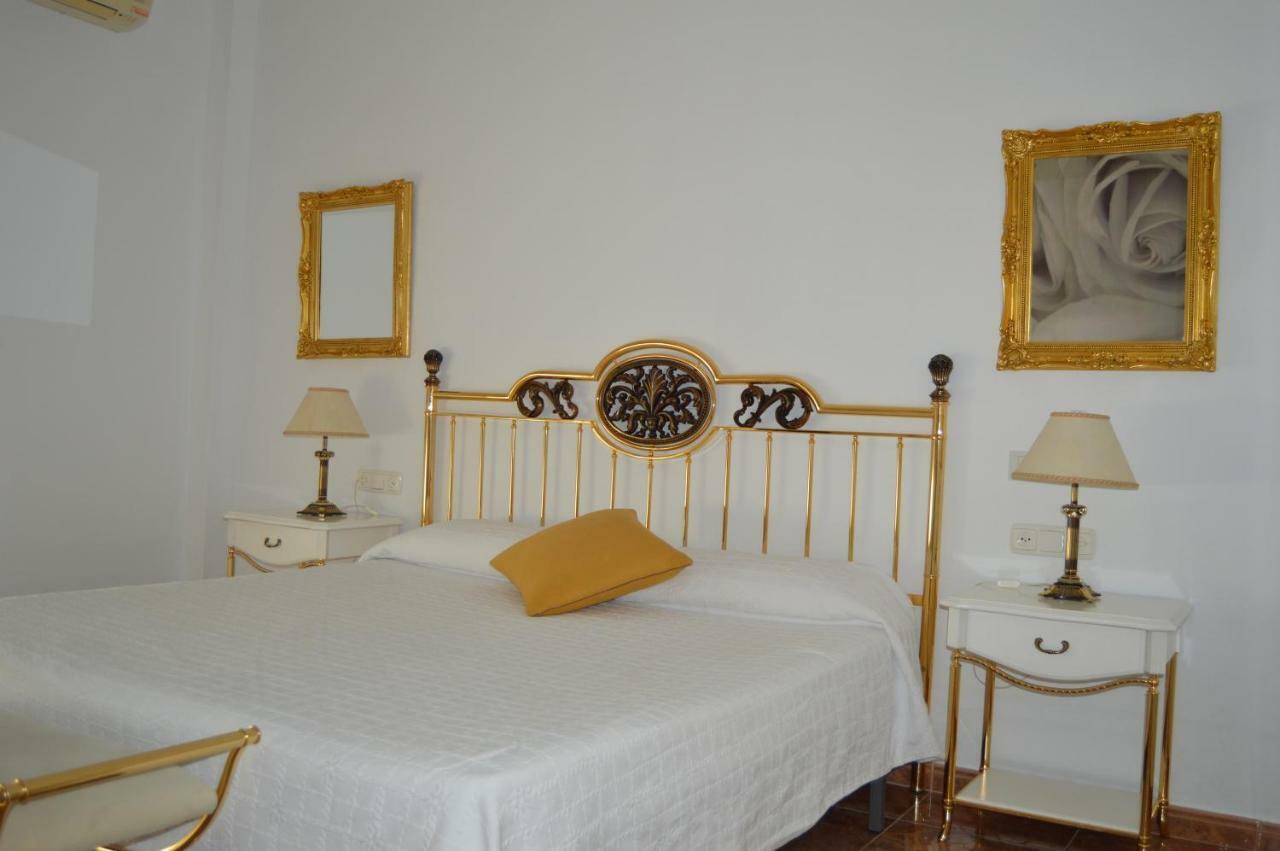 Hotel Poniente Moraleda De Zafayona Luaran gambar