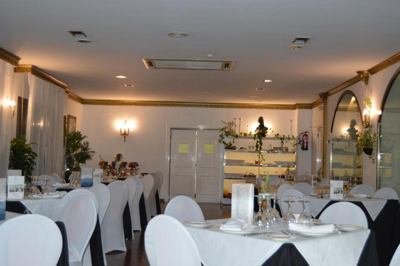 Hotel Poniente Moraleda De Zafayona Luaran gambar